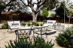 Red House Paso- Modern Farmhouse Downtown