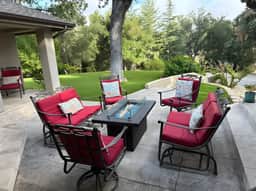 Frontier Oaks: Spacious Templeton Retreat