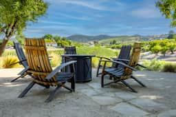 Bella Vista- Paso Wine Country with Vineyard Views