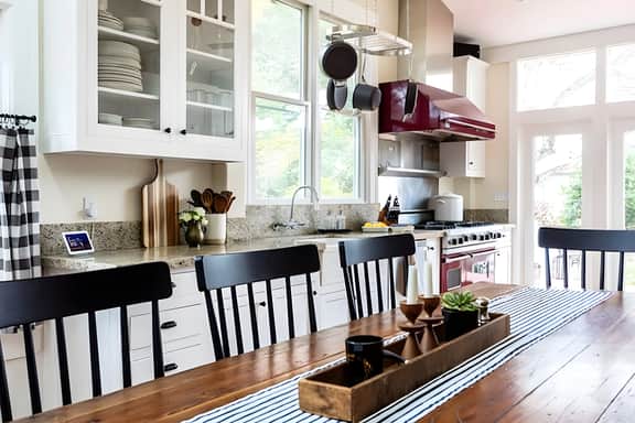 Red House Paso- Modern Farmhouse Downtown